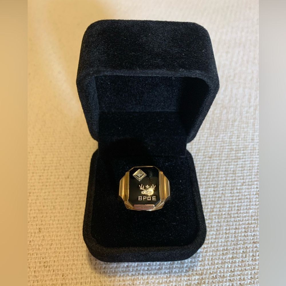 VINTAGE BPOE (ELKS) 10K  Onyx/Diamond Ring -5.8g-SIZE 11.5